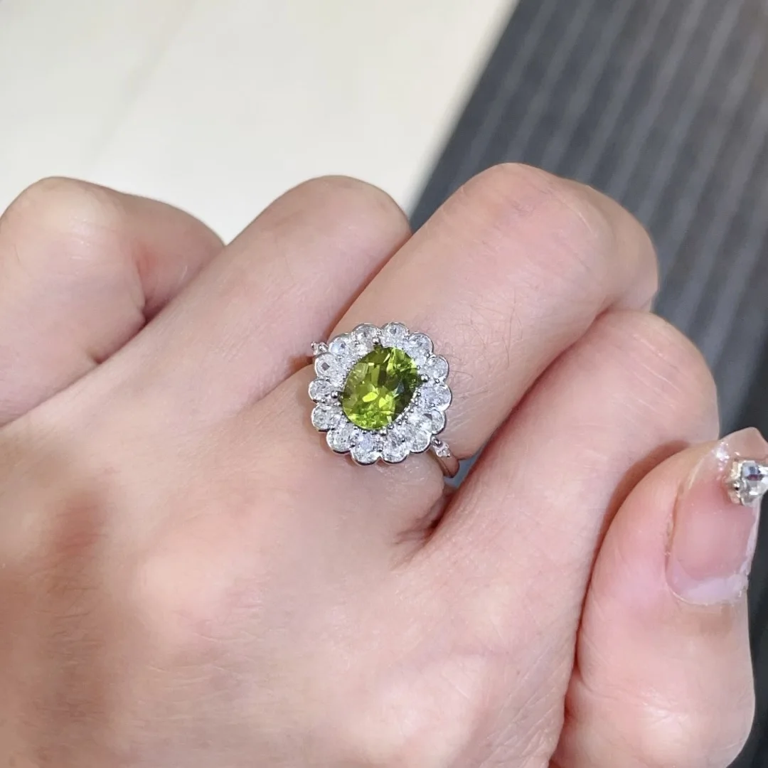 Classic 925 Silver Flower Ring for Daily Wear 6mm*8mm 1ct Natural Peridot Ring 3 Layers 18K Gold Plated Peridot Jewelry