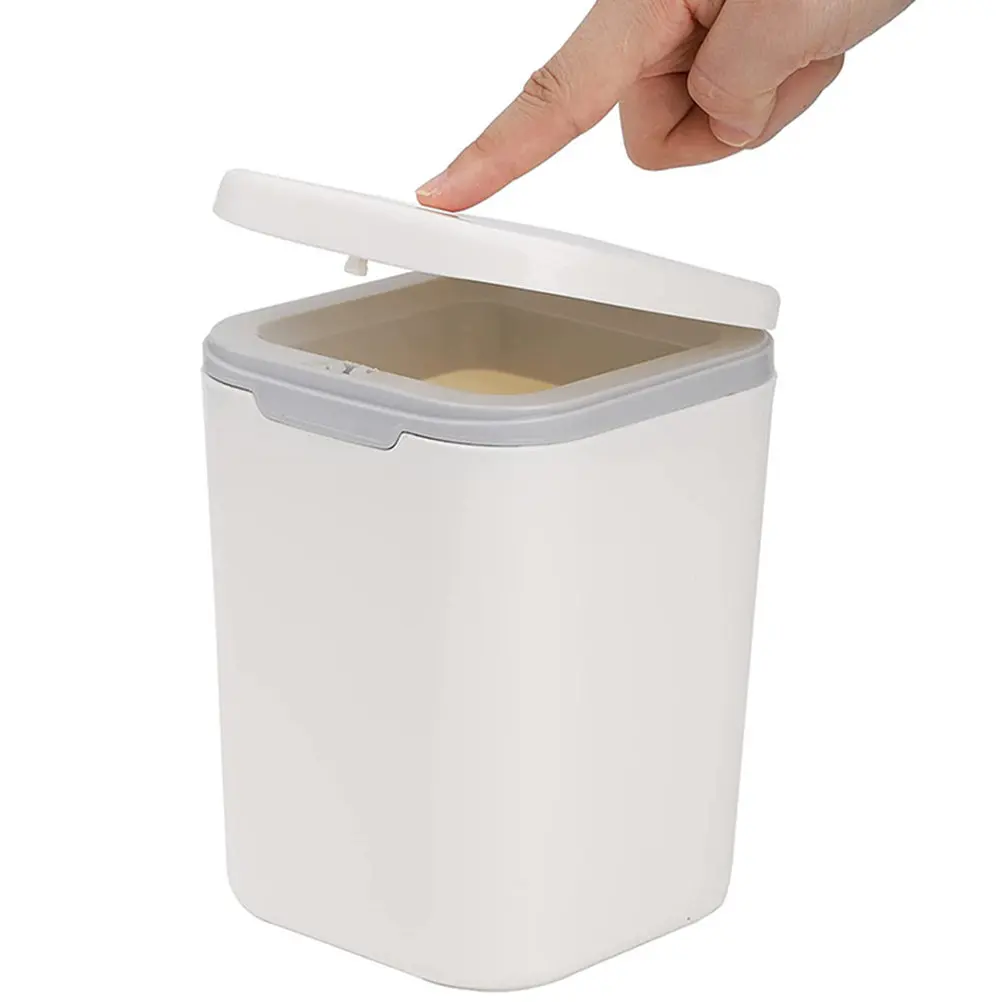 

2Pcs Small Trash Can with Lid Desktop Garbage Bin Natural Color Design for Office Bedroom Home Coffee Table Convenient Creative