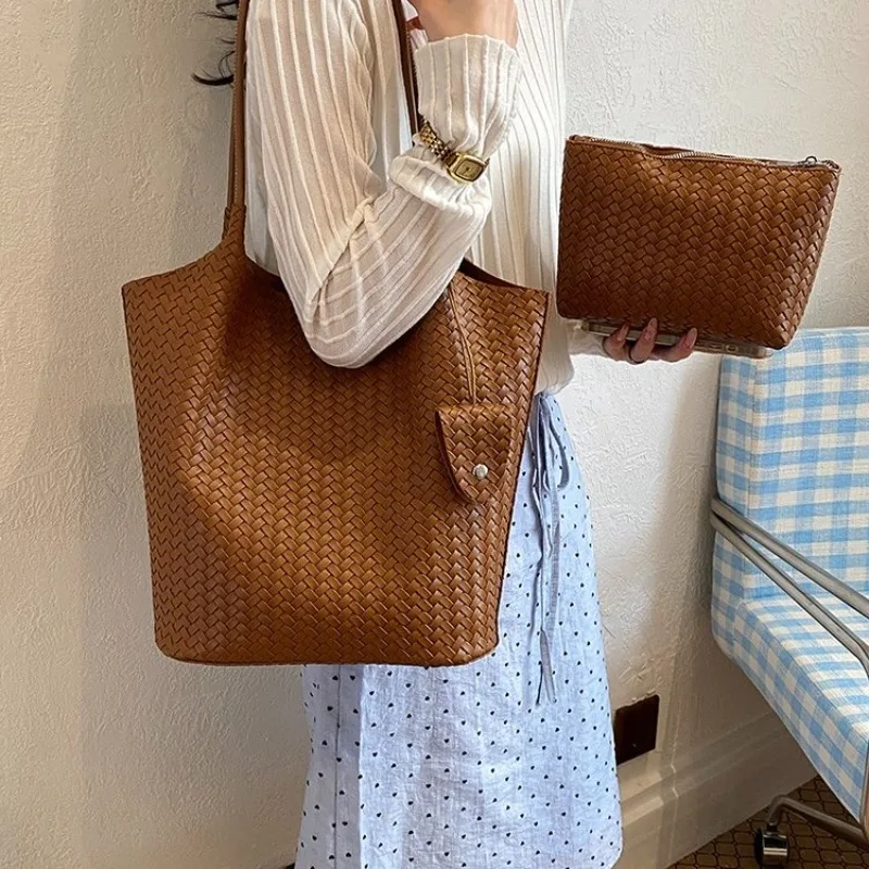 デザイナーおむつバッグパリファッション高級ブランドレザートートバッグ女性用ヴィンテージカジュアルシンプル大容量