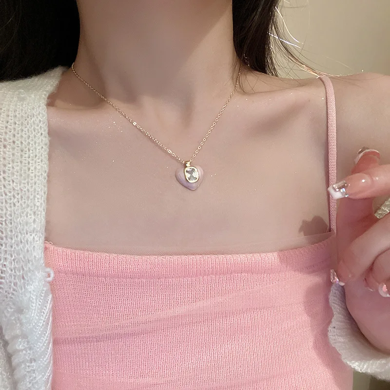 luxury necklace big brand Retro dripping oil zircon love pendant necklace collarbone chain fashionable necklaces women jewelry