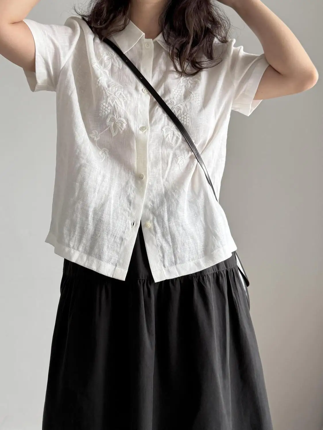 

Women Vintage Floral Embroidered White Blouse Summer Short Sleeve Button Down Shirt Elegant Turn Down Collar Casual Tops