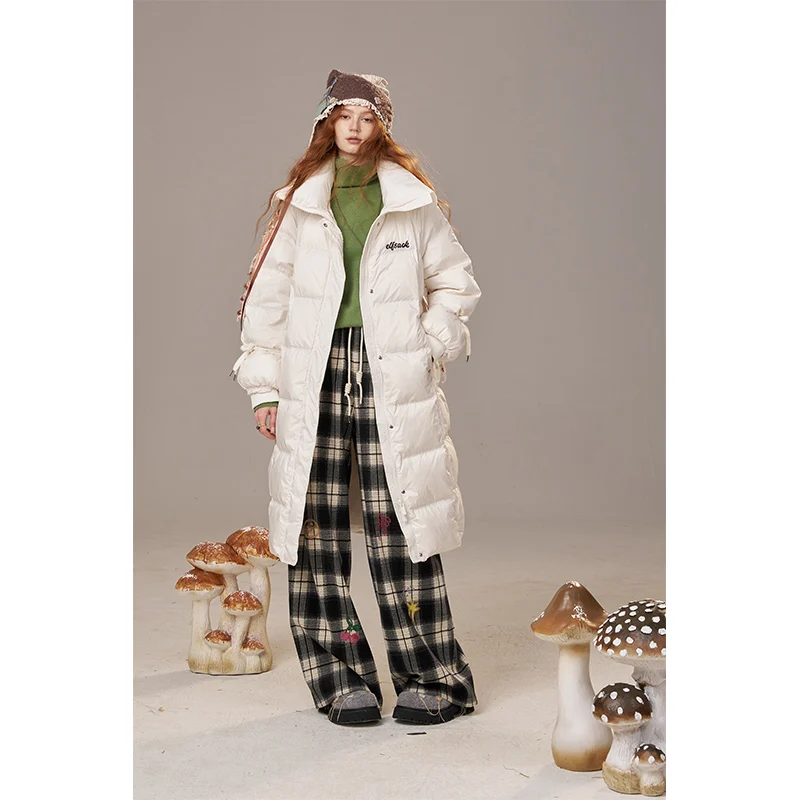 ELFSACK 2025 invierno nuevas llegadas Casual solapa cuello Bordado de letras suelta ajuste largo abajo abrigo para mujer