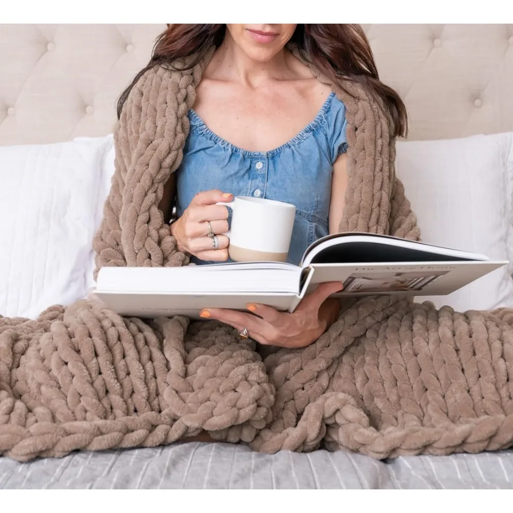 

Chunky Knit Blanket Throw, Brown Chenille Chunky Knit Throw Blanket for Living Room Decor or Boho Decor