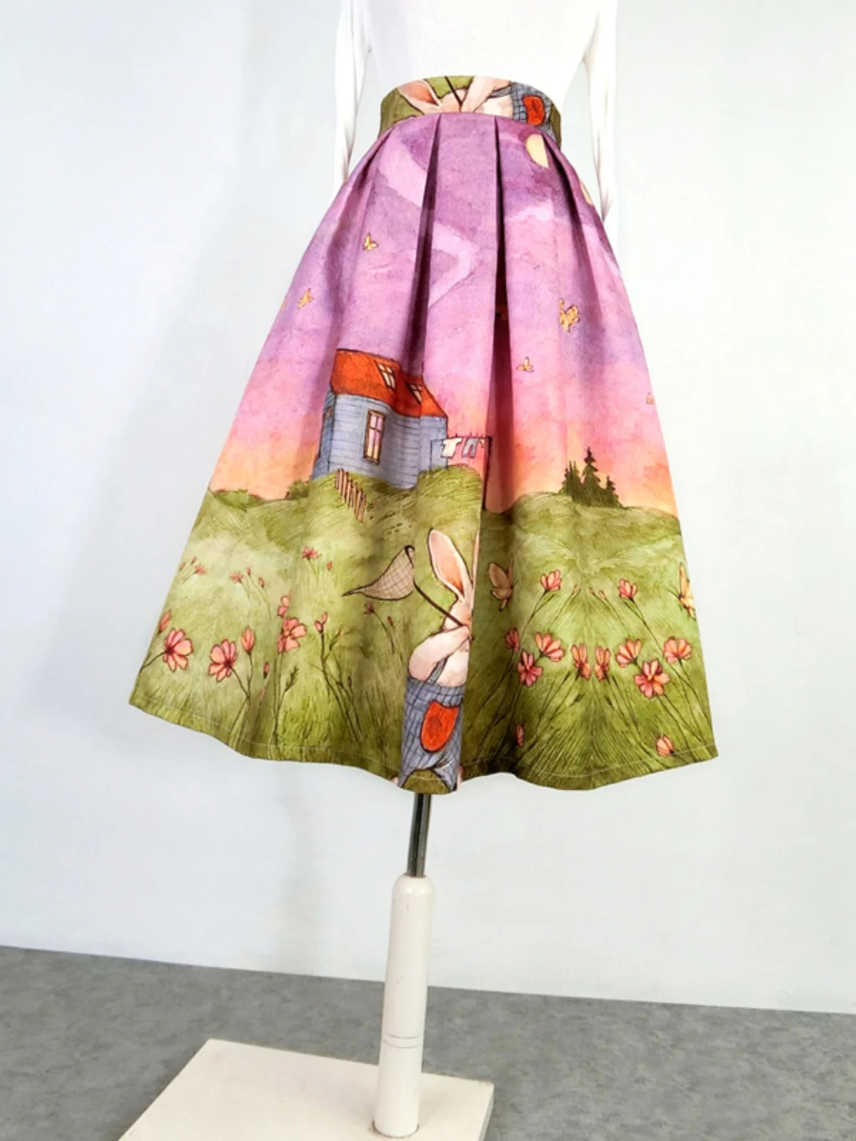 

Spring and Autumn New Women's Half Skirt, Fashionable Commuting A-line Printed High Waisted Mid Length Skirt