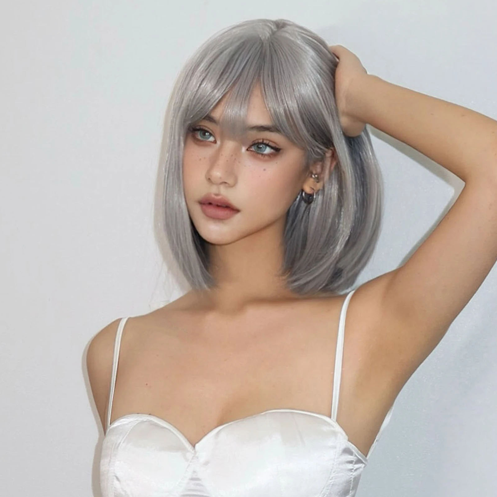 Silver Gray Short Straight Wig Synthetic Bob Wigs with Bangs for White Women Cosplay Daily Use Wig Natural Hair Heat Resistant