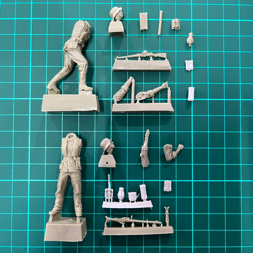 1/35 Resin Model Figure Kits GK , Two People，Military Theme，Unassembled And Unpainted,316J