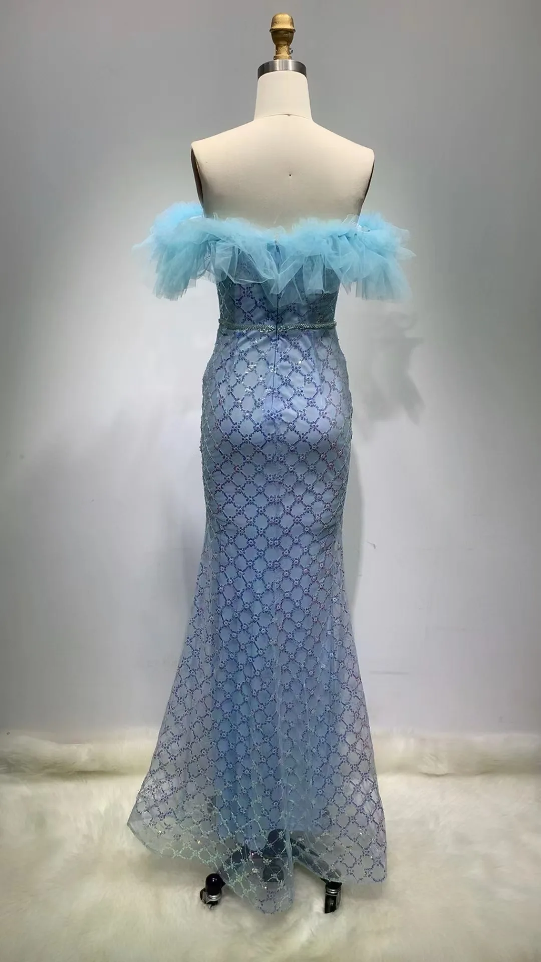 Vestido largo bordado de malla azul cielo con lentejuelas brillantes de lujo para mujer, vestido largo elegante para fiesta de cumpleaños y noche de celebridad