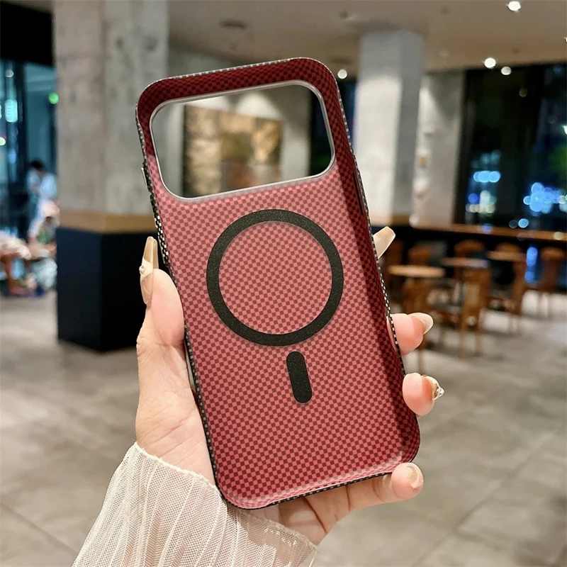 Роскошный чехол для телефона из углеродного волокна для iPhone 17 Air 17 Pro Max с магнитной беспроводной зарядкой, ультратонкий жесткий красочный чехол