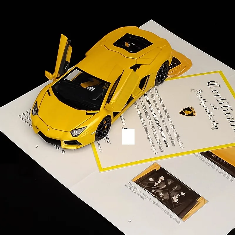 AUTOart Diecast 1/43 Scale Lamborghini Alloy Model Cars Lamborghini LP700-4 Play with The Gift Original Box of Toy Cars