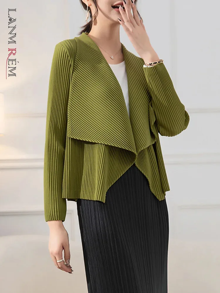 LANMREM Thick Pleated Coat For Women Long Sleeves Large Lapel Loose Stylish Cardigan Top Female Clothing 2023 New 2DA2304