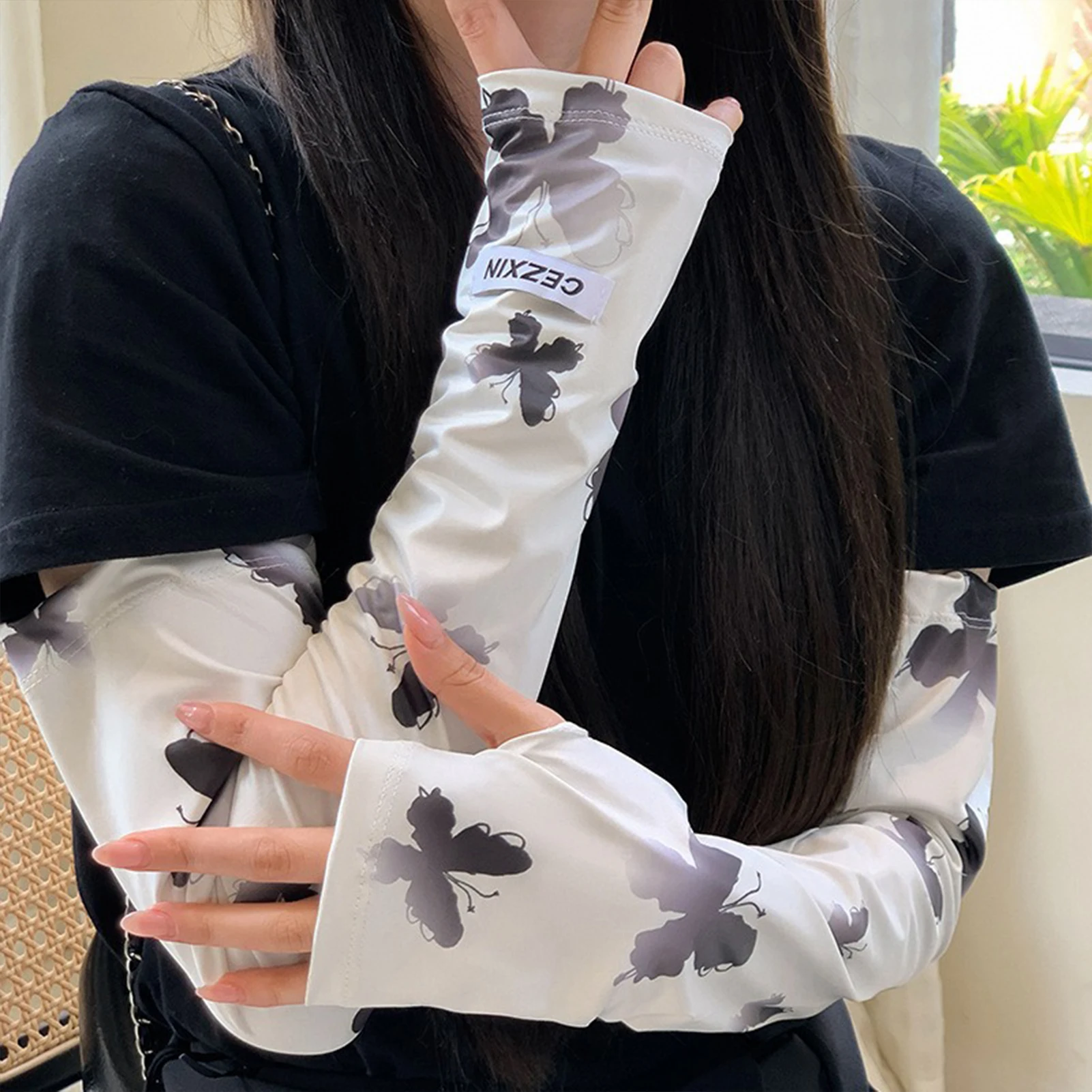 New Butterfly Ice Silk Sun Protection Arm Sleeves Womens Sunshade Arm Sleeves for Driving Outdoor Cycling, and UV Protection