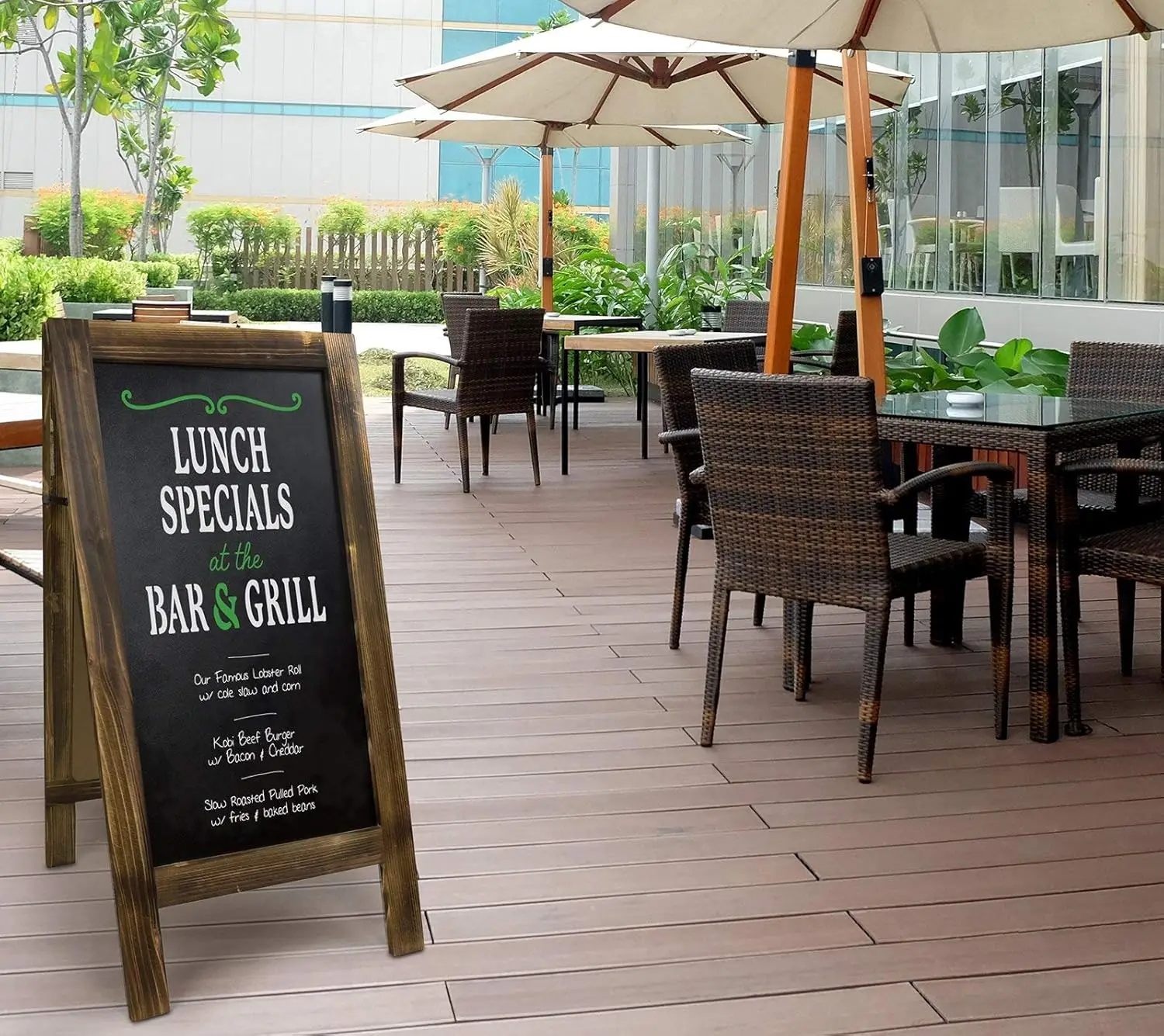 Quadro de Lousa de Madeira Grande 40x20 Polegadas com 4 Marcadores e Conjunto de Estêncil para Restaurantes