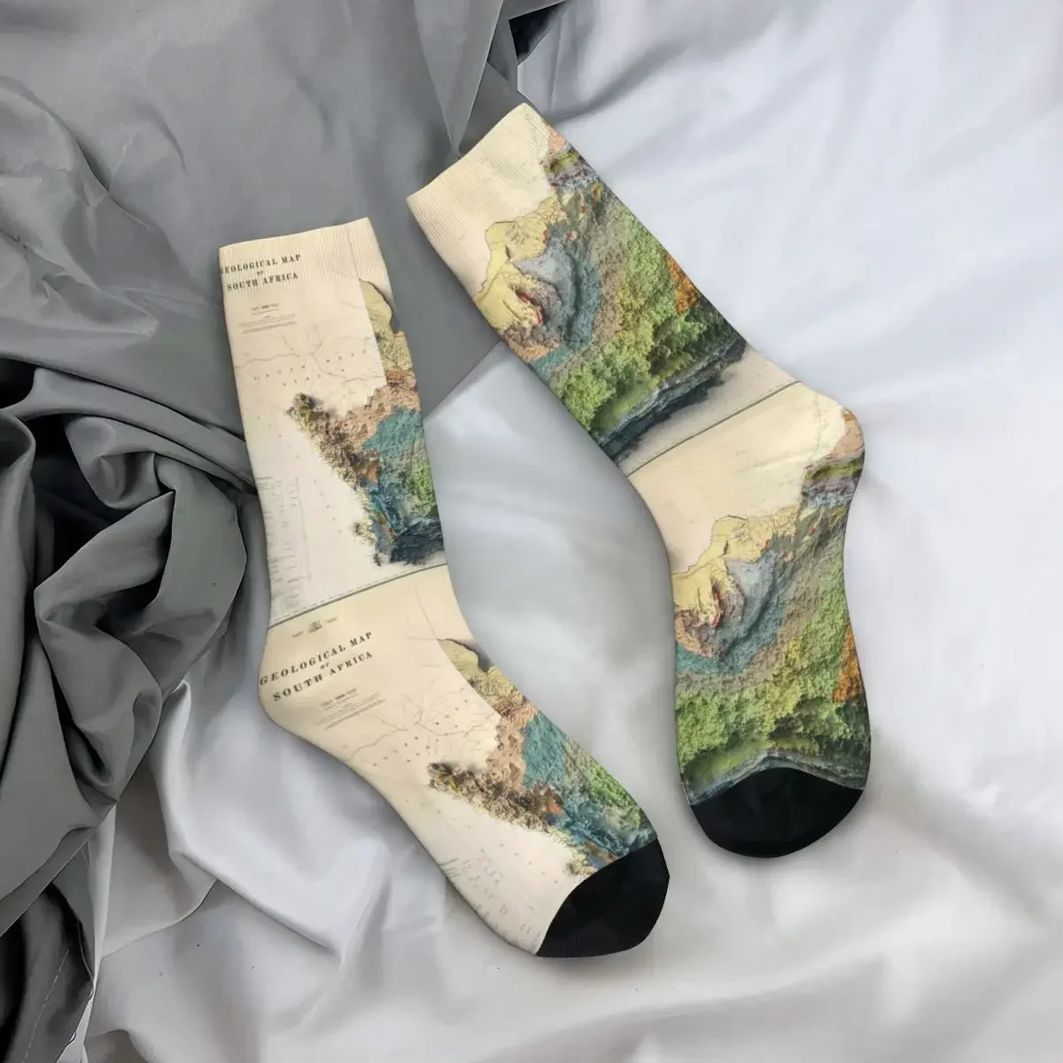 Calcetines de mapa en relieve de Sudáfrica en 3D, medias supersuaves, para todas las estaciones, Unisex, regalo de cumpleaños, 1958