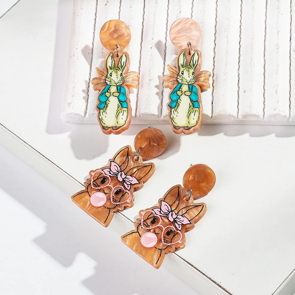 Cute Blowing Bubble…