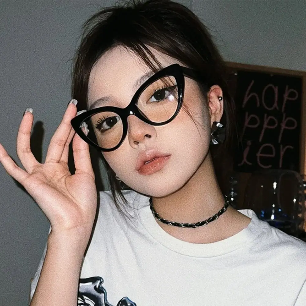 Retro Cat Eye Glasses Outdoor Fashion Anti-blue Light Glasses Plain Glasses Computer Reading Goggles Triangle Frame Eyeglasses