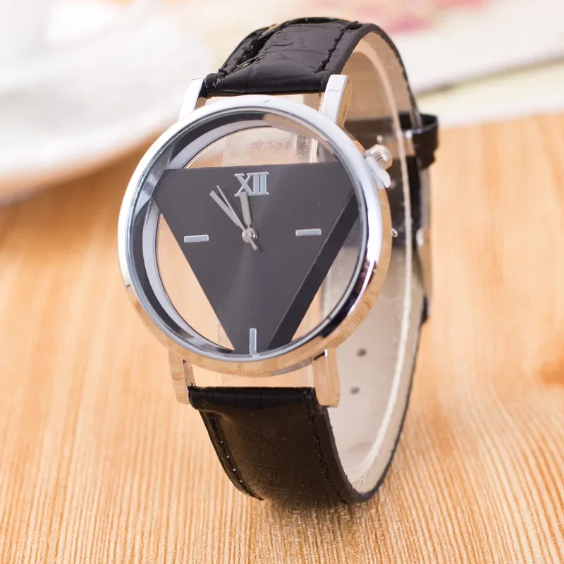 Simple Casual Design INS Women Watch Personalized Double-sided  Hollow Trendy Triangle Quartz Wristwatch Female Clock Gifts