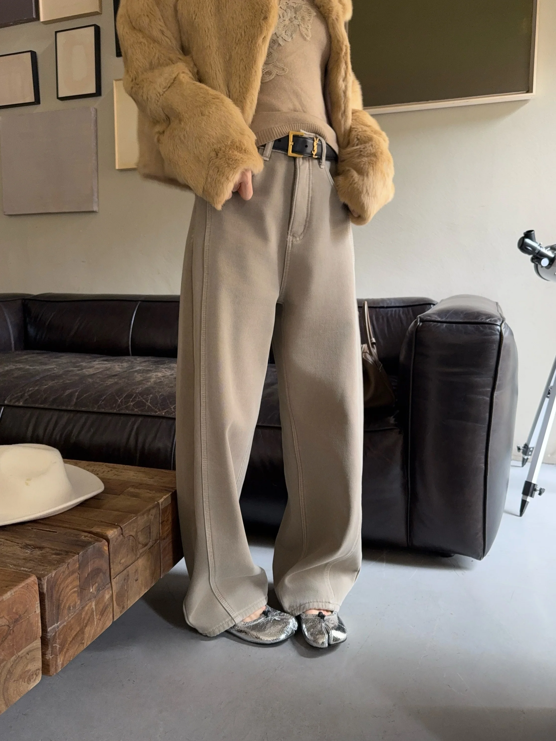 

Chier Fleece Lined Thickened Wide Leg Jeans Casual Style Natural Waist Zipper Closure Winter Women's Loose Fit Versatile Jeans