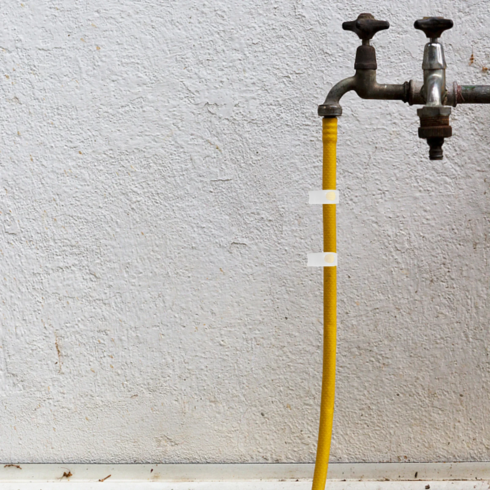 

100Pcs Tube Clamp Plastic Siphon Hose Clamp Flow Control Clip Shut Off Hose Clip for Laboratory Aquarium Gardening