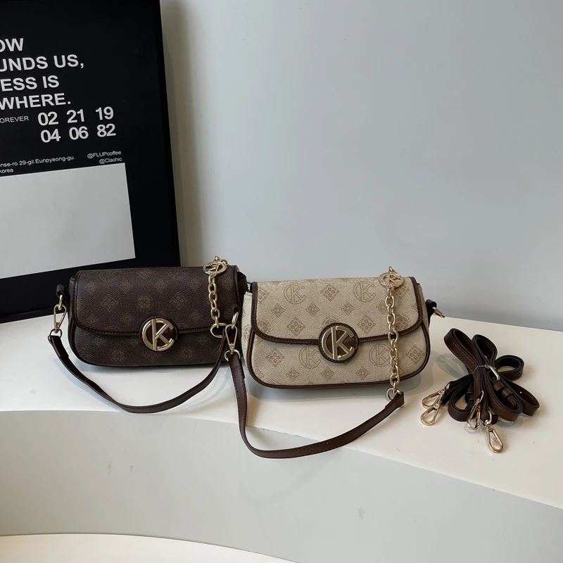 

Женская многофункциональная сумка через плечо Daily Driver Metro Bag, надежная для рутинных задач