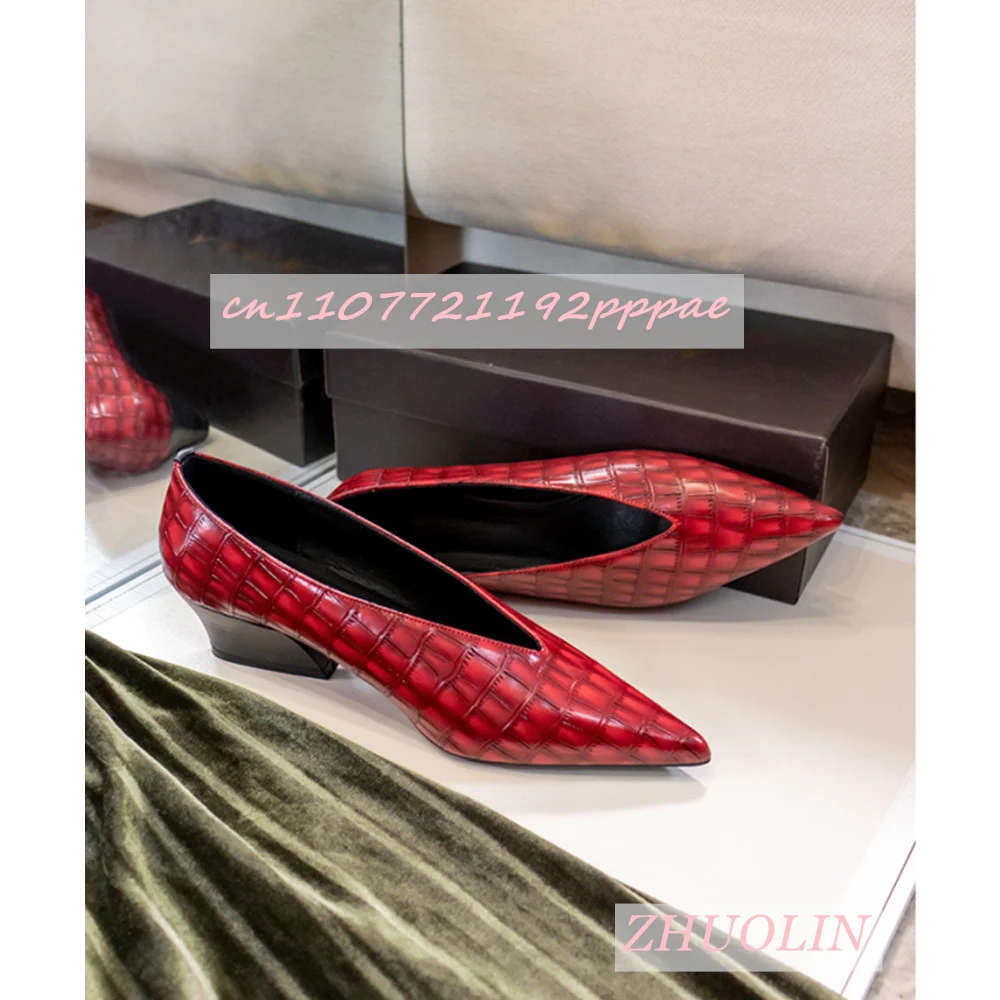 

Autumn Wine Red Genuine Leather Pumps Pointed, Thick Heel, Shallow Mouth Stone Pattern Women'S Shoes V-Mouth Party Dress Shoes