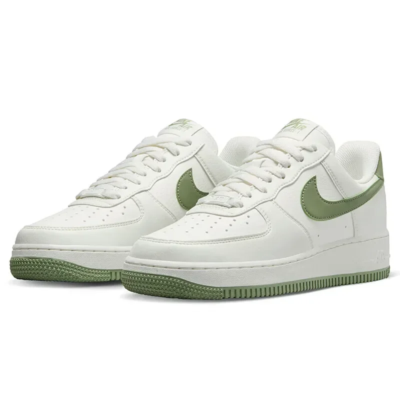 Damskie buty sportowe NIKE AF1 AIR FORCE 1. Buty deskorolkowe