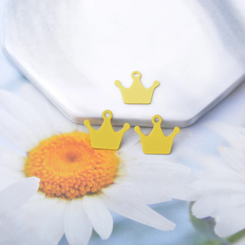 30 Stück AC15259 Messing-Schmuck-Kronen-Anhänger Bunte Blumen-Anhänger DIY Damen Ohrring Halskette Zubehör – Detail 9