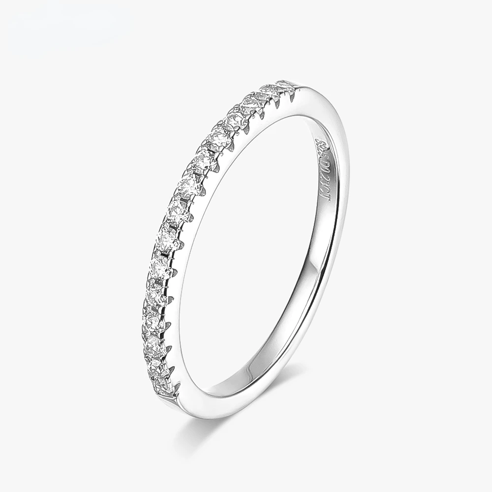 

Кольцо из серебра 100% пробы с муассанитом, 18 к