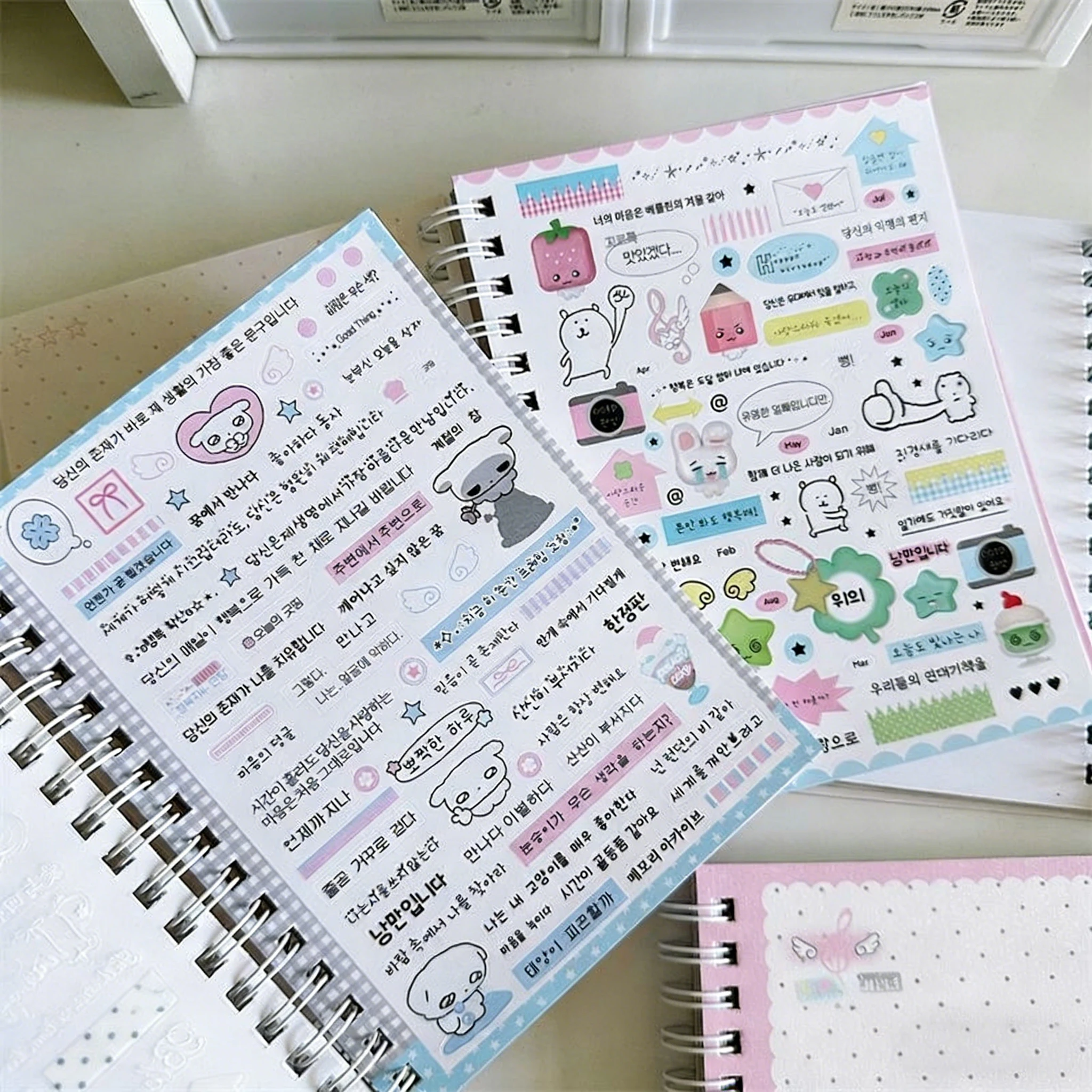 

Набор декоративных стикеров The Fifth Issue Embellishes Daydream: 32 наклейки, двойная прозрачная матовая пленка, круглые и звездные элементы для ежедневника