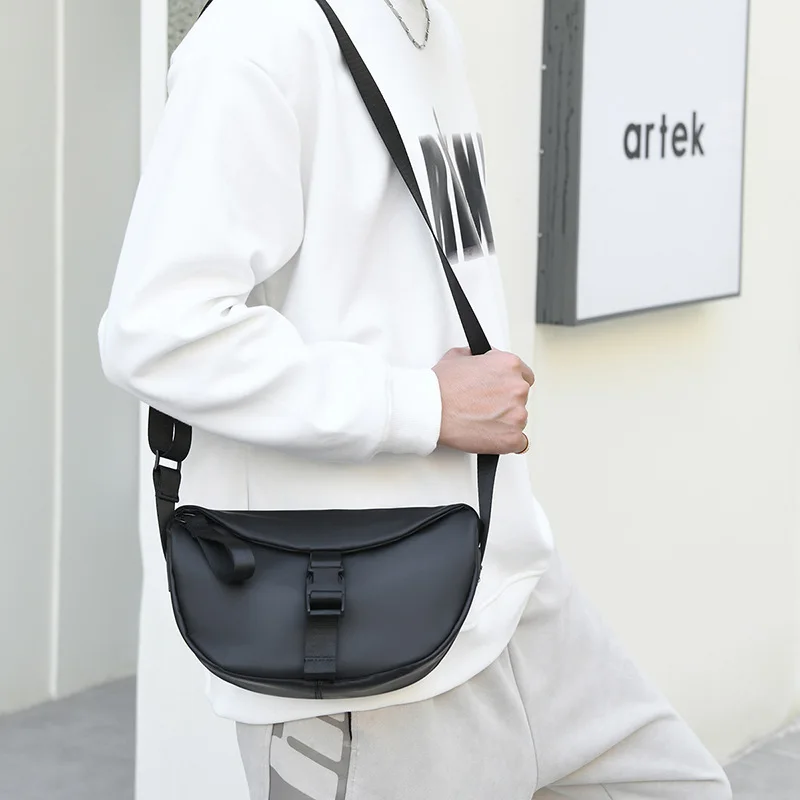 Men's Leisure Outdoor Hiking Shoulder Bag Waterproof Sports Crossbody Bag Unisex Travel Light High Quality Chest Sling Bag