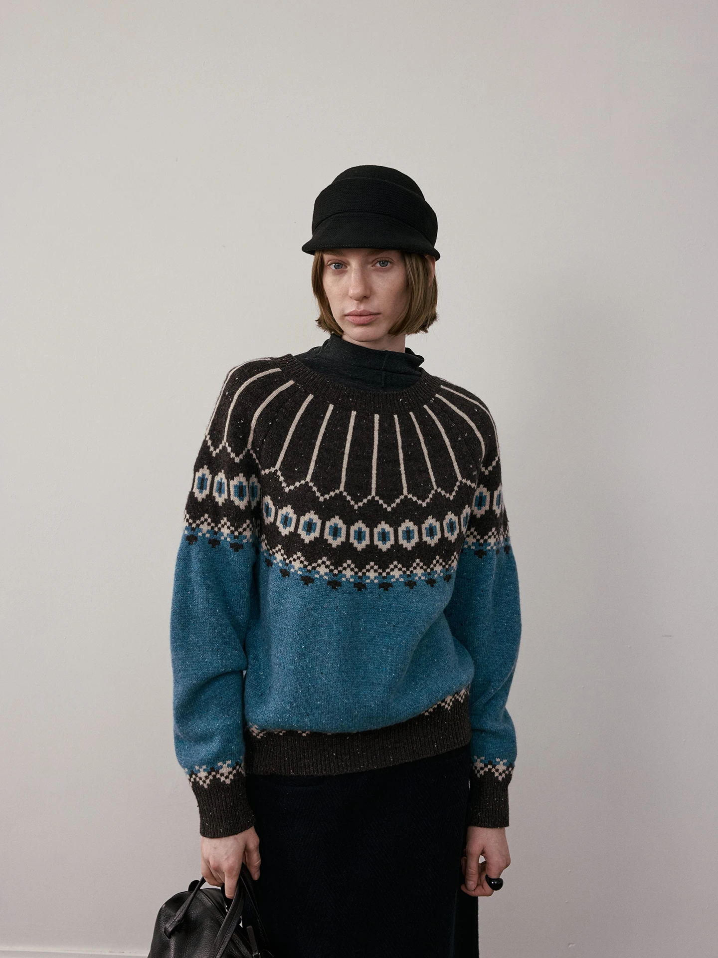 

00% вязаный свитер из мериносовой шерсти, шерстяной платок, остров, цветочный узор, длинный круглый пуловер Све, красивый каштановый синий цвет