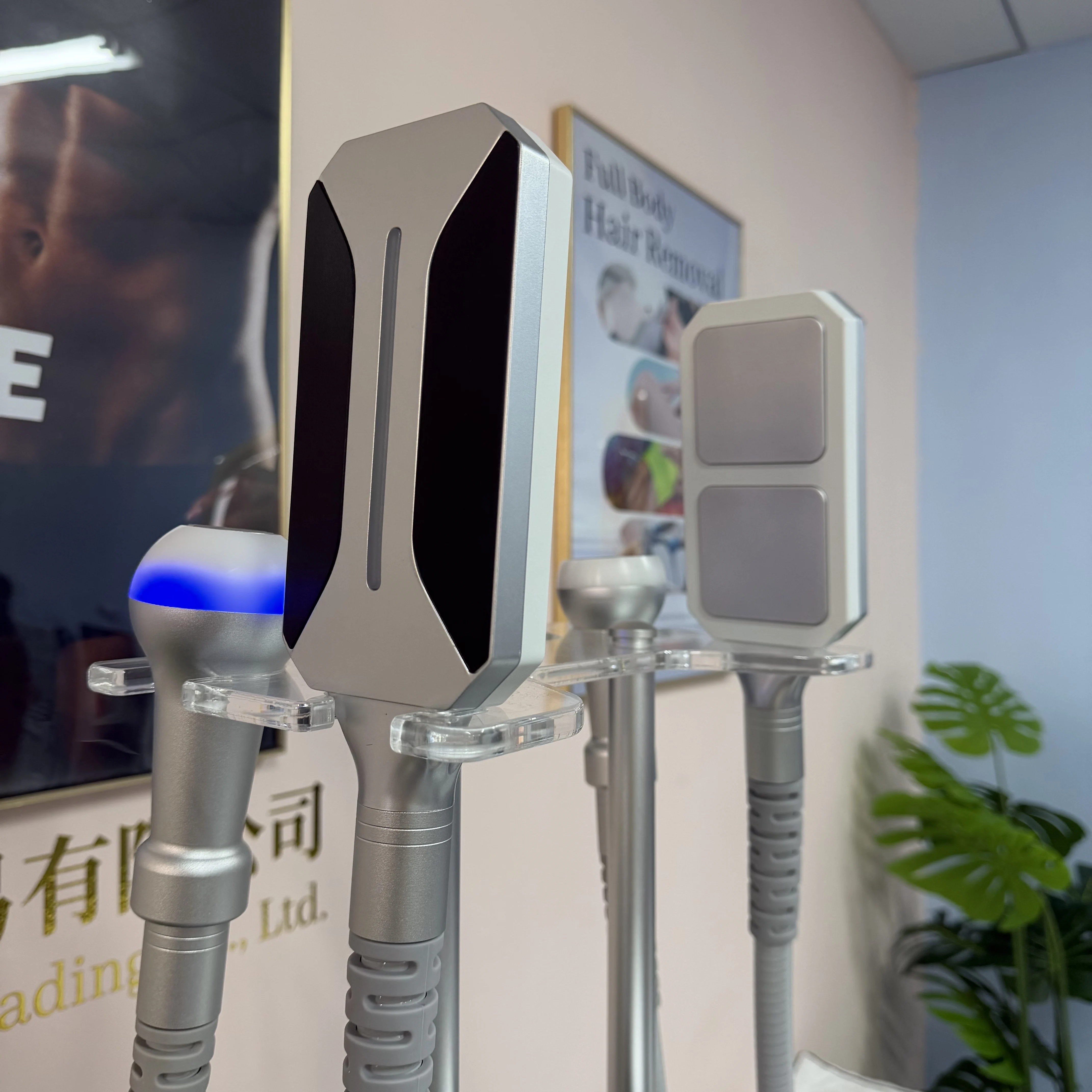 جديد الجمال كريوليبوليسيس فقدان الوزن 4 مقبض البرد EMS تردد الراديو كريوليبوليسيس آلة نحت الجسم