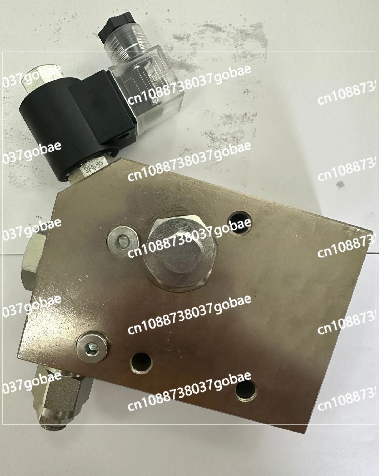 

Гидравлический крановый автоматический выключатель, группа клапанов priority, аксессуары для вставных клапанов с резьбой