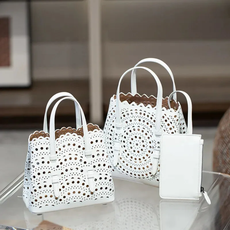 

2025 new niche leather wavy hollow carved cauliflower basket bag high-end fashion one-shoulder crossbody small bag