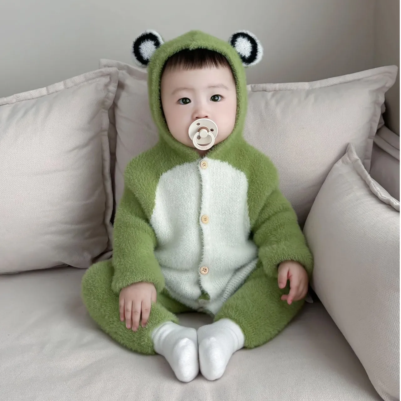 

Thick Warm Newborn Baby Bodysuit Pajamas Cute Frog Infant Bebe Clothes Long Sleeve Hooded Jumpsuits