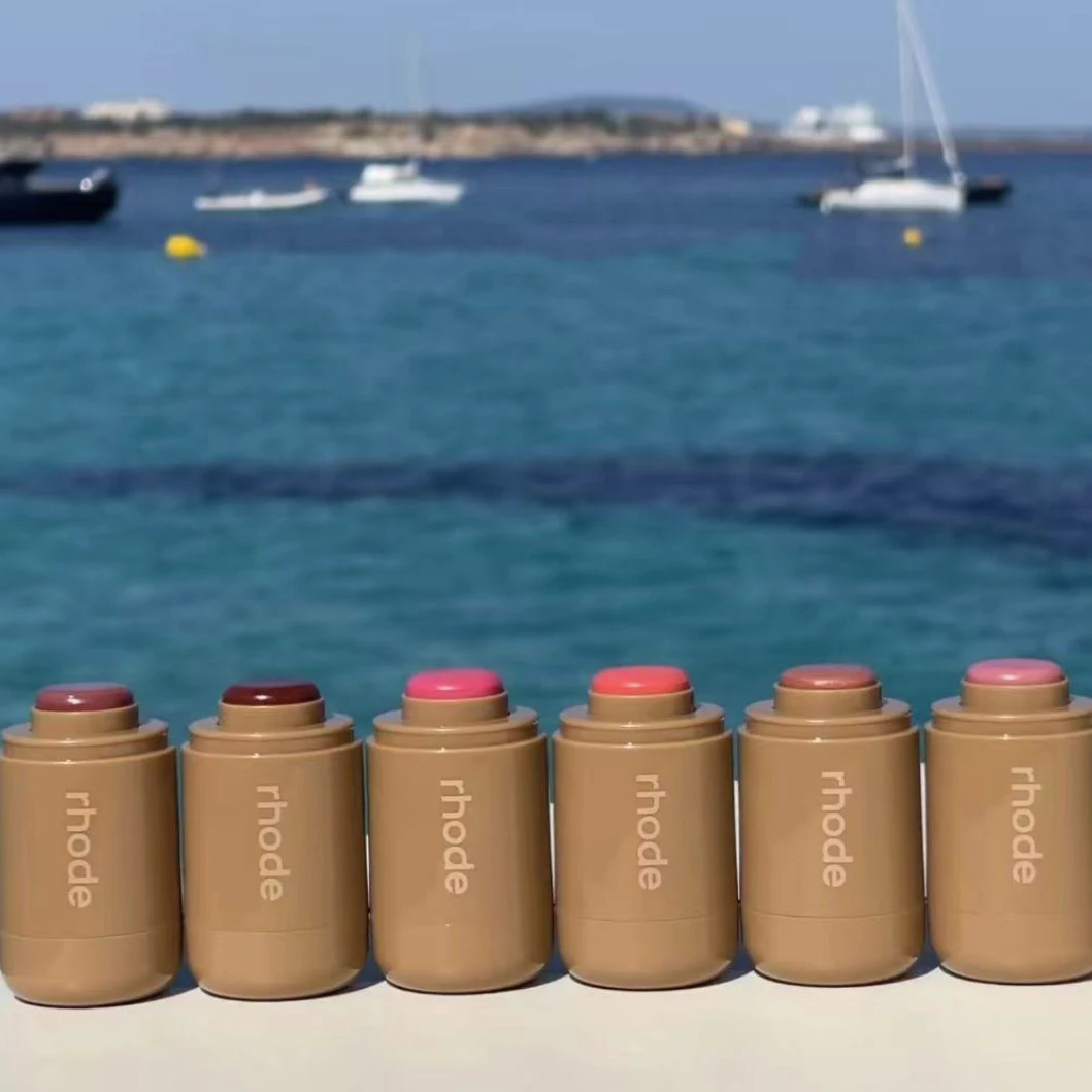 Maquillaje: Colorete en crema, Colorete en barra, Brillo labial, Funda para iPhone 16 17 con cinta, Colorete en barra en tonos SALTY TAN, Frambuesa, Espresso, INS