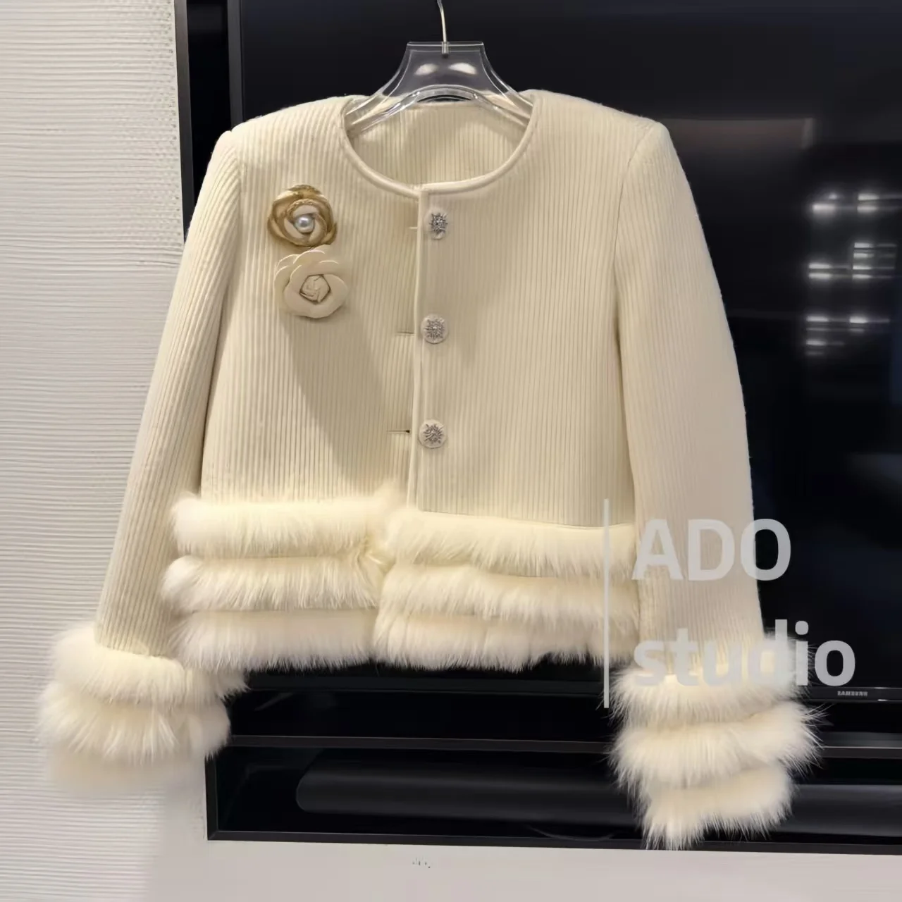 New Korean Fashion Women Warm Soft Faux Fur Coat Lady Elegant Luxury Jacket Winter Thick Outerwears 2025