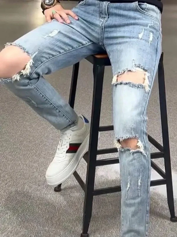 

Men's Trendy Skinny Jeans Knee Scratched Hole Design Thin Spring New Light Blue Denim Pants Youth Fashion Casual Long Trousers