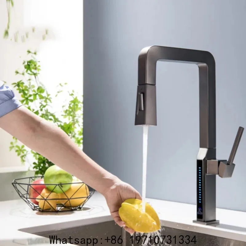 

New Kitchen Faucet Brush Gold Brass Pull Out Hot and Cold Digital Display Rotation Kitchen Sink Mixer