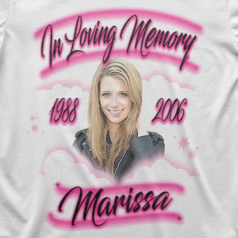 In Liefdevolle Herinnering Marissa Cooper T-Shirt