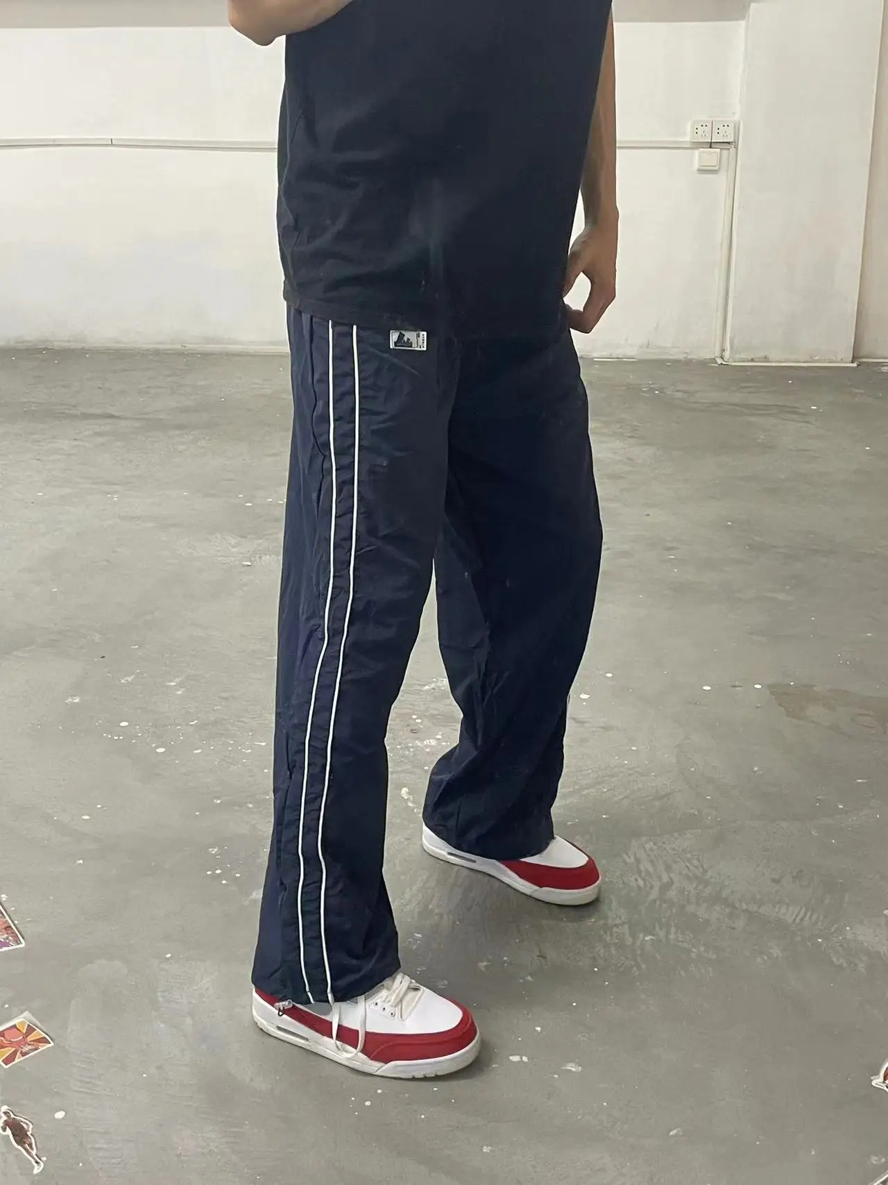 

Американские ветрозащитные спортивные брюки с манжетами цвета Blo, мужские весенне-летние повседневные свободные прямые брюки с широкими штанинами для отдыха