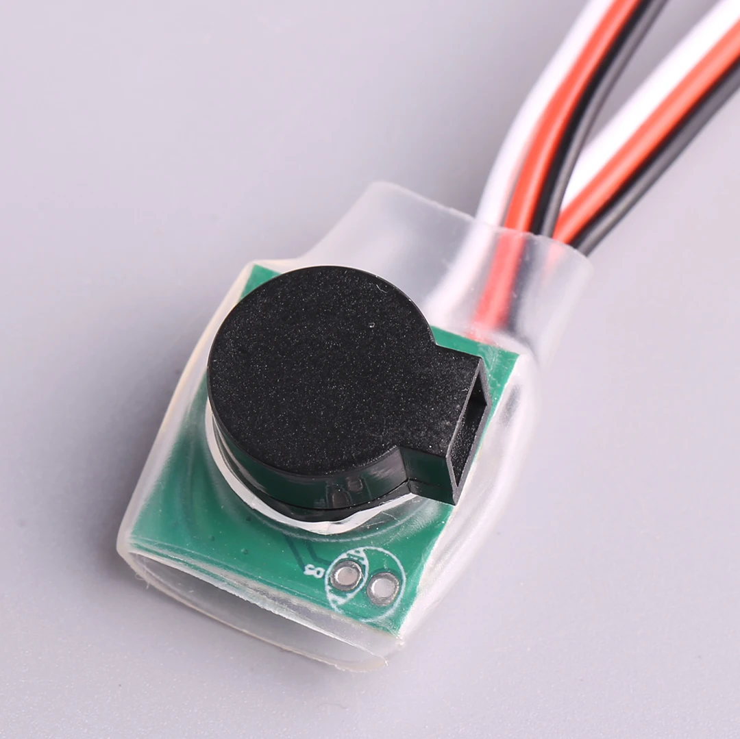 جهاز تعقب التحكم في فقدان الطائرات، إنذار ضد الخسارة، آلة البحث بأجنحة ثابتة بأربعة محاور، صفارات BB