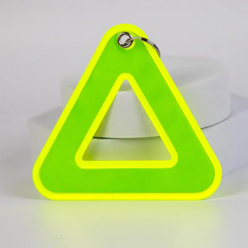 

New Reflective Pendant For School Bags Triangle Safety Reflector Student Safety Hanging Tag For Night Walking And Cycling