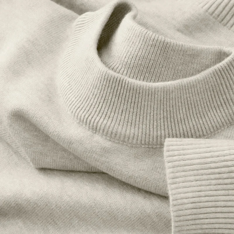 Neuer Herbstpullover für Herren mit halbhoher Kragenpartie, einfarbig, lässig, vielseitig, Rundhals-Strickpullover mit schmaler Passform und elastischem Innenfutter. – Detail 5