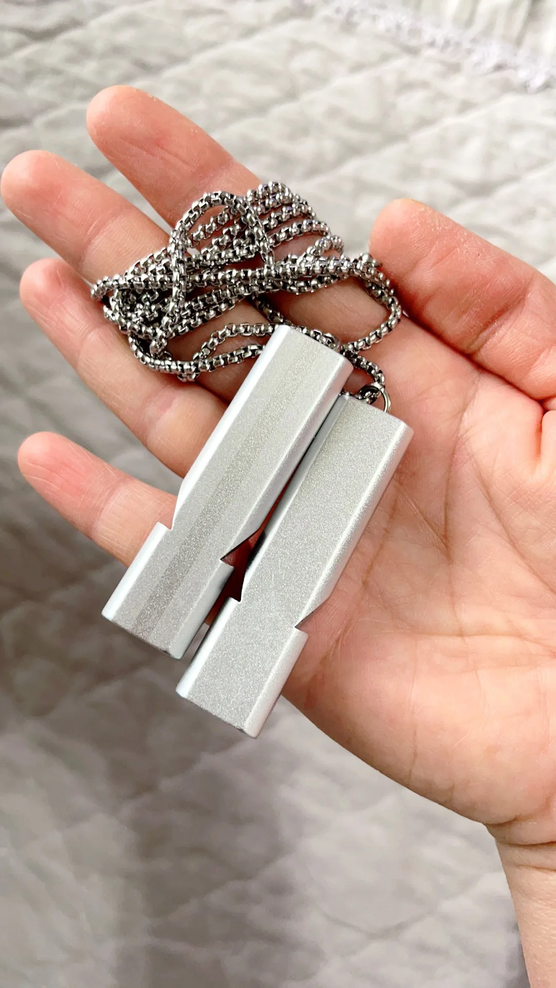 Titanium Steel Necklace Survival Tool Earthquake Whistle Outdoor Treble High-Frequency Multifunctional EDC Men'S Chain Jewelry