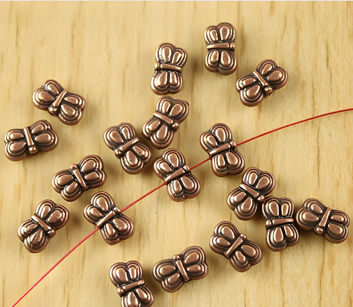 

50pcs 8.7x5.2x3.5mm Alloy matel antiqued copper 2sided cute spacer beads HWH2103