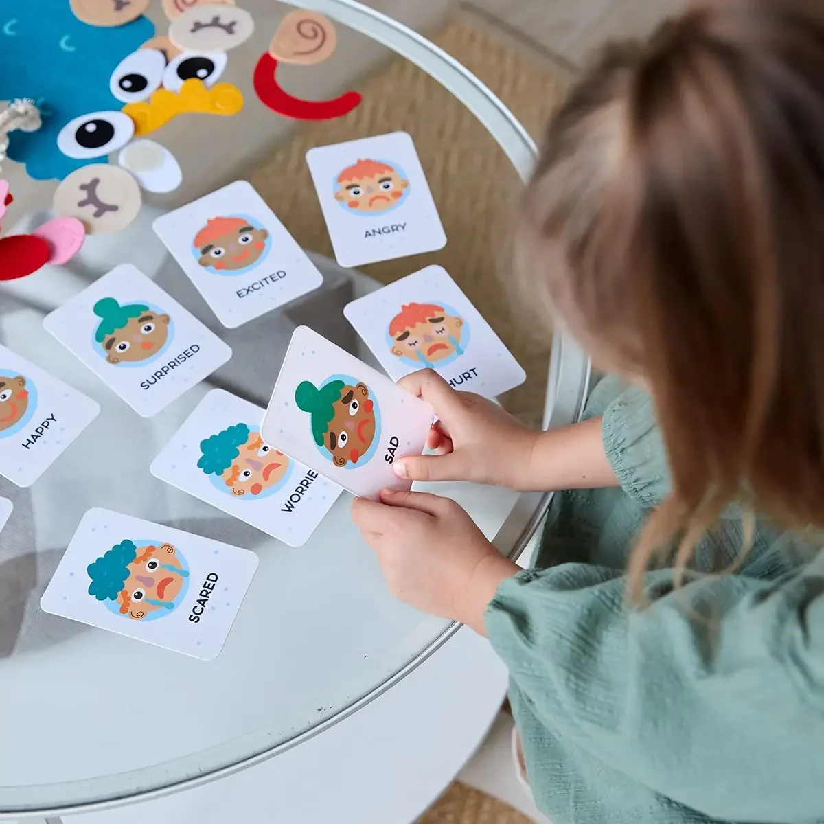 Gioco di espressione facciale Montessori per bambini Giocattoli di cambiamento emotivo con 9 carte Giocattoli educativi per l'apprendimento prescolare