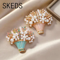 SKEDS Women Men Exquisite Pearl Crystal Basket Flower Brooch Pin Elegant Lady Elegant Classic Enamel Floral Badges Corsages