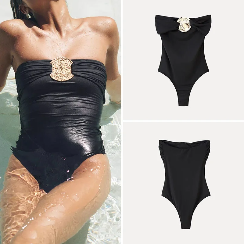 ملابس سباحة نسائية لربيع 2025 بتصميم ملفوف حول الصدر مزينة بالمعدن بكتف واحد وسروال قصير عالي الخصر مصنوع من ألياف البوليستر