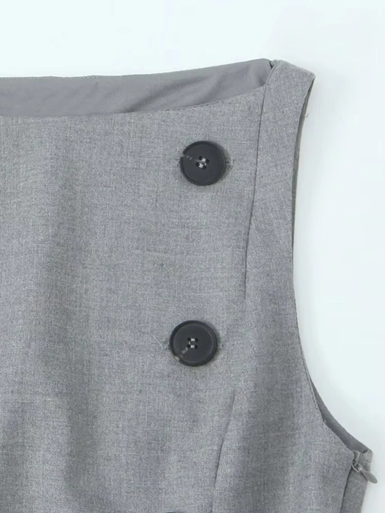 Sleeveless Tank Tops for Women, Front Buttons, Darted Hem, Boat Neck, Female Camis, Chic Fashion