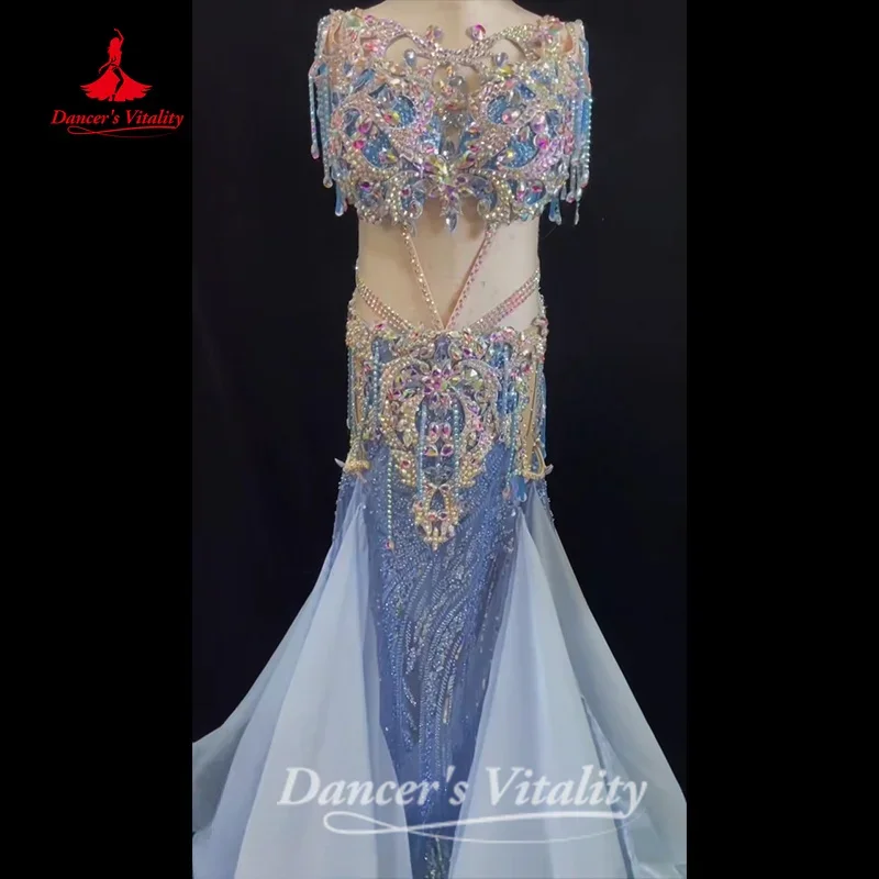 

Костюм для выступлений по восточным танцам: индивидуальный пошив, роскошные стразы AB, бюстгальтер + сексуальная юбка-«рыбий хвост», 2 предмета, одежда для восточных танцев, «Жизненная сила танца»